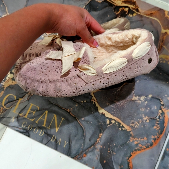 UGG Moccasins - Picture 6 of 8